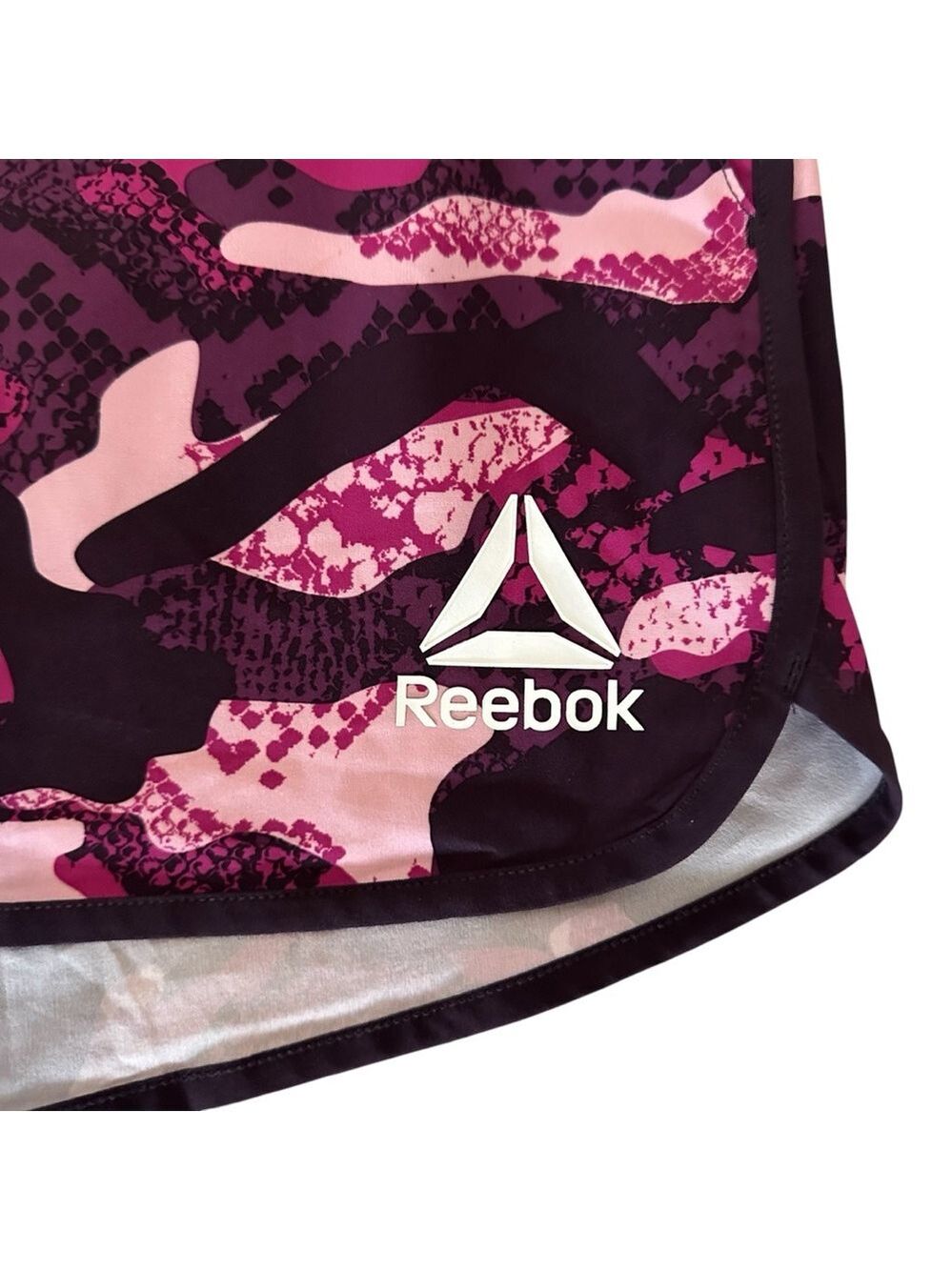 Reebok Womens Printed Essential Running Short with Pockets Pink Camouflage Med - Picture 4 of 9